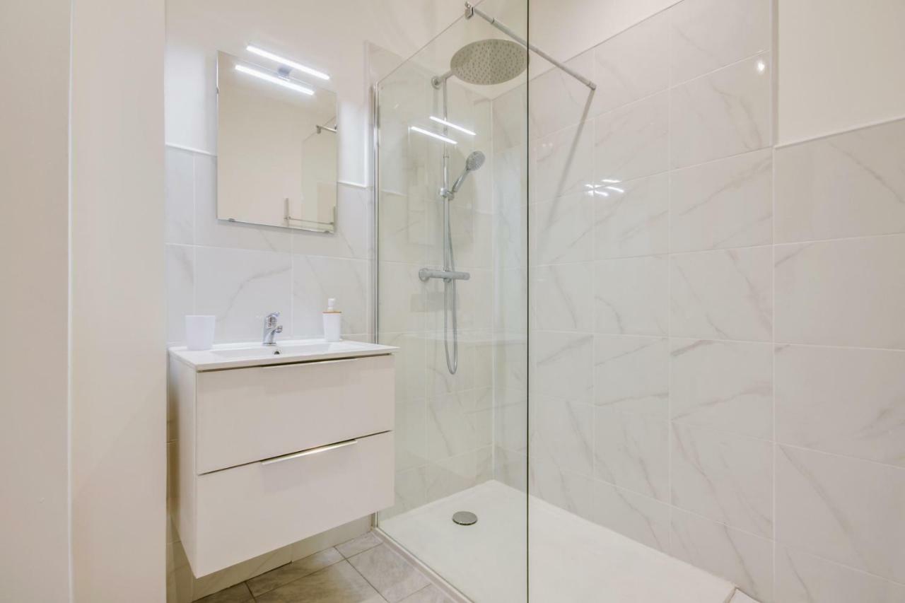 - Luxury Appart Climatise Plage - Cannes Exteriör bild